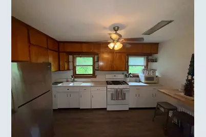 1270 Benson Lane, Green Oaks, IL 60048 - Photo 4