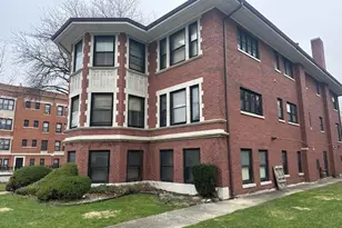 6758 S Jeffery Blvd, Chicago, IL 60649 - Photo 4