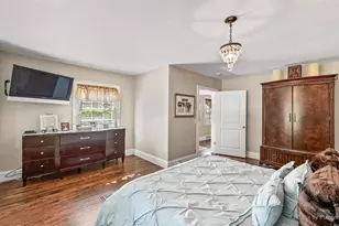 240 S McHenry Ave, Crystal Lake, IL 60014 - Photo 12