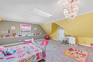 240 S McHenry Ave, Crystal Lake, IL 60014 - Photo 14