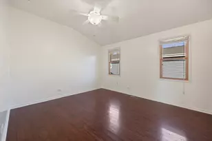 [Address not provided], Carol Stream, IL 60188 - Photo 12