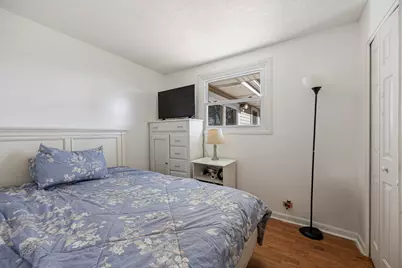 [Address not provided], Carol Stream, IL 60188 - Photo 16