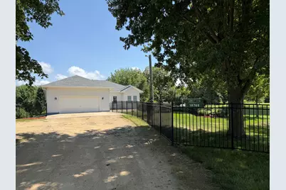 18760 Hillside Road, Morrison, IL 61270 - Photo 4