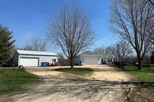 18760 Hillside Rd, Morrison, IL 61270 - Photo 26