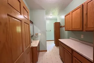 18760 Hillside Rd, Morrison, IL 61270 - Photo 16