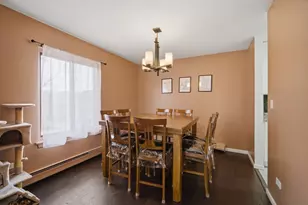 1926 Prairie Square, Schaumburg, IL 60173 - Photo 6