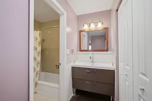 1926 Prairie Square, Schaumburg, IL 60173 - Photo 14