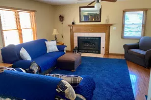 1221 S Fox Run Dr, Seneca, IL 61360 - Photo 14