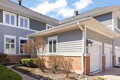 17 Mashie Court, Woodridge, IL 60517 - Photo 2