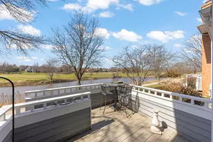 17 Mashie Ct, Woodridge, IL 60517 - Photo 12