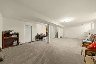 17 Mashie Ct, Woodridge, IL 60517 - Photo 36