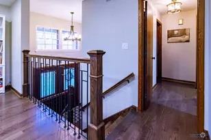 67 Kenilworth Ave, Elk Grove Village, IL 60007 - Photo 4