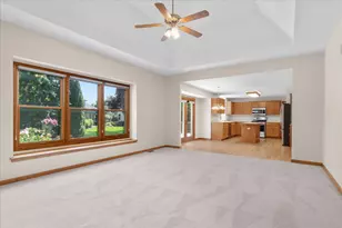 1516 Grommon Rd, Naperville, IL 60564 - Photo 10