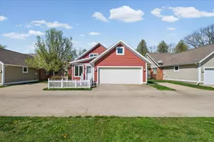 6 Hedgerow Ct, Monticello, IL 61856 - Photo 32