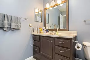 1055 Hampton Harbor Harbor, Schaumburg, IL 60193 - Photo 12