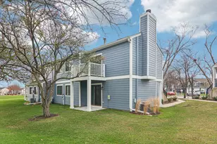 974 Westchester Cir, Schaumburg, IL 60193 - Photo 26