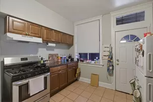 4002 N Southport Ave, Chicago, IL 60613 - Photo 2