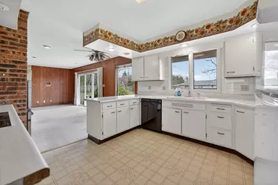 103 Stoney Creek Road, Dekalb, IL 60115 - Photo 12