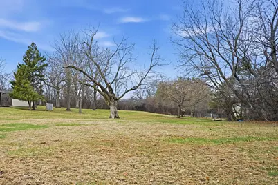 38705 N Pine Grove Avenue, Wadsworth, IL 60083 - Photo 2