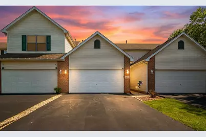 16017 W Iroquois Drive, Lockport, IL 60441 - Photo 2