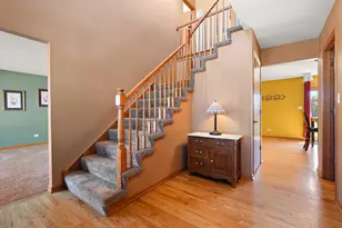 8819 Glenshire St, Tinley Park, IL 60487 - Photo 4