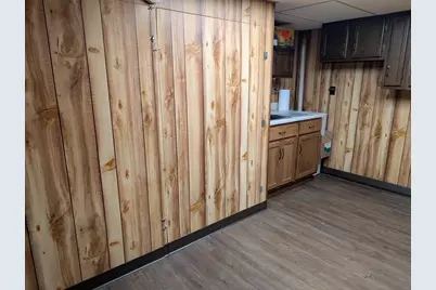 2155 Oriole Drive, Freeport, IL 61032 - Photo 22