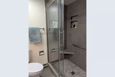 2155 Oriole Drive, Freeport, IL 61032 - Photo 6