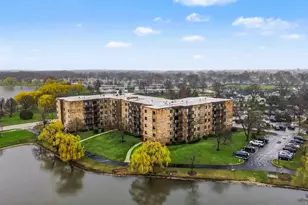 700 Wellington Ave, Elk Grove Village, IL 60007 - Photo 2