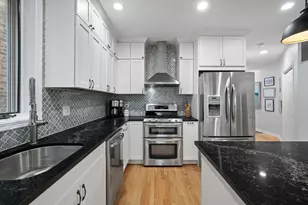 1420 W Hollywood Ave, Chicago, IL 60660 - Photo 6