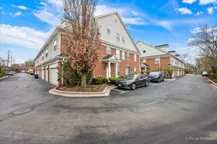 430 Commons Cir, Clarendon Hills, IL 60514 - Photo 22