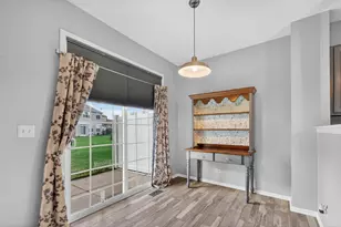 1481 Cambria Dr, Dekalb, IL 60115 - Photo 10