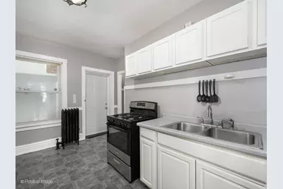 920 N Kedvale Avenue, Chicago, IL 60651 - Photo 16