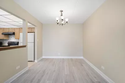 475 Plum Creek Drive #206, Wheeling, IL 60090 - Photo 6