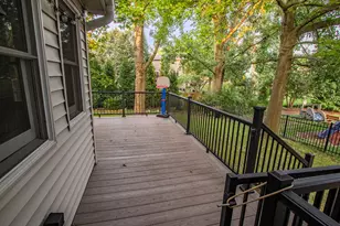 1201 Pinetree Ln, Bartlett, IL 60103 - Photo 22