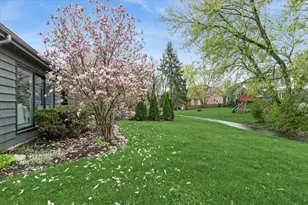 1923 Hillside Ln, Lisle, IL 60532 - Photo 26