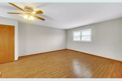 593 Iroquois Trail, Carol Stream, IL 60188 - Photo 12