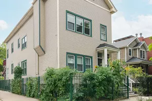 1301 W Nelson St, Chicago, IL 60657 - Photo 1