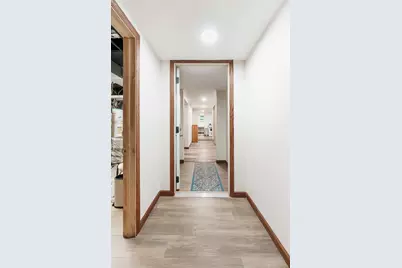 1301 W Nelson Street #G, Chicago, IL 60657 - Photo 16