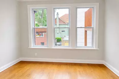 2302 W Sunnyside Avenue #2W, Chicago, IL 60625 - Photo 8