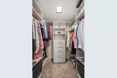 360 E Randolph Street #4203, Chicago, IL 60601 - Photo 18