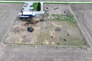 335 N 9250E Rd, Momence, IL 60954 - Photo 38