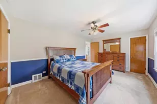 912 Hull Ave, Westchester, IL 60154 - Photo 16
