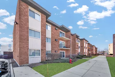 4112 W 98th Street #102, Oak Lawn, IL 60453 - Photo 2