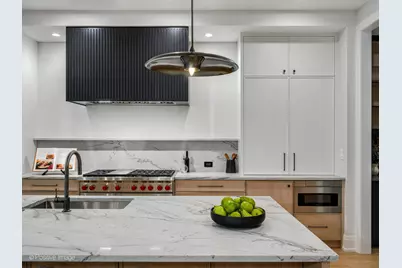 2016 W Giddings Street, Chicago, IL 60625 - Photo 20