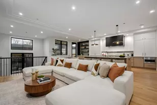 2016 W Giddings St, Chicago, IL 60625 - Photo 12