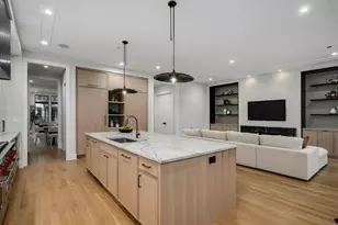 2016 W Giddings St, Chicago, IL 60625 - Photo 24