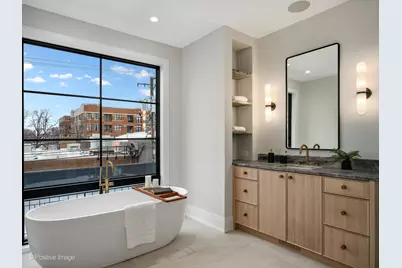 2016 W Giddings Street, Chicago, IL 60625 - Photo 30