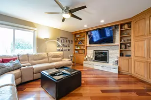 33124 N Shannon Dr, Grayslake, IL 60030 - Photo 16