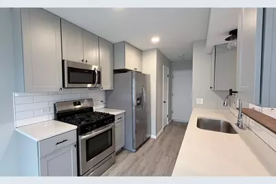 721 Sunfish Point, Schaumburg, IL 60194 - Photo 2