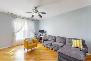 3559 Woodside Ct, Joliet, IL 60431 - Photo 6